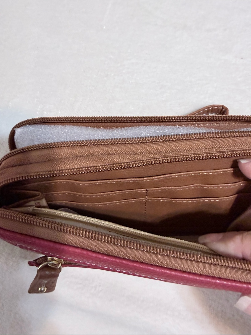 Stone Mountain Wristlet/Crossbody Wallet - NWT - Picture 6 of 16
